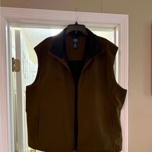 St. John's Bay Men's Brown Zip-Up Vest